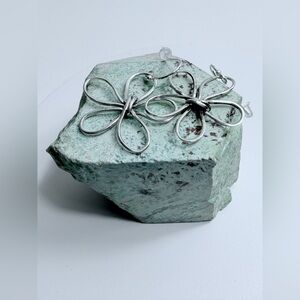 Vintage Sterling Silver Wire Wrapped Flower Drop Earrings - Made in Israel